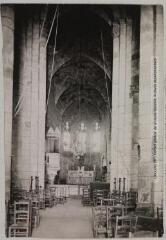 2 vues - 240. Aubin : intérieur de l\'église (XIVe). - Toulouse : maison Labouche frères, [entre 1900 et 1940]. - Photographie (ouvre la visionneuse)