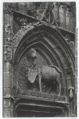 2 vues Haute-Garonne. 1754. Alan près Aurignac : porte de l'ancien évêché. - Toulouse : maison Labouche frères, [entre 1900 et 1920]. - Photographie