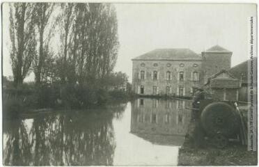2 vues - Le Gers. 72. Plaisance : le moulin et le canal d\'amenée. - Toulouse : maison Labouche frères, [entre 1900 et 1940]. - Photographie (ouvre la visionneuse)