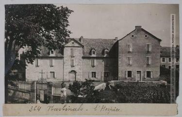 3 vues - La Lozère. 364. Nasbinals : l\'hospice. - Toulouse : phototypie Labouche frères, [entre 1905 et 1925]. - Carte postale (ouvre la visionneuse)