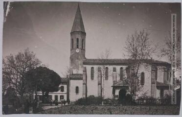 2 vues - Le Tarn. 975. Loupiac près L\'Isle-sur-Tarn [Lisle-sur-Tarn] : l\'église. - Toulouse : maison Labouche frères, [entre 1900 et 1940]. - Photographie (ouvre la visionneuse)