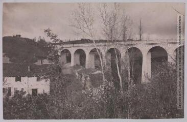2 vues - Le Tarn. 713. Fiac : le viaduc du Caty ligne de Montauban Bédarieux. - Toulouse : maison Labouche frères, [entre 1900 et 1940]. - Photographie (ouvre la visionneuse)