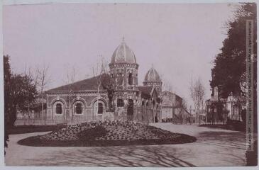 3 vues - Le Tarn. 396. Albi : le Gymnase / [photographie Amédée Trantoul (1837-1910)]. - Toulouse : phototypie Labouche frères, [entre 1905 et 1937]. - Carte postale (ouvre la visionneuse)
