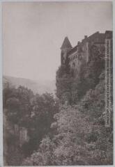 3 vues - 444. Bruniquel : le château en nid d\'aigle. - Toulouse : phototypie Labouche frères, [entre 1918 et 1937]. - Carte postale (ouvre la visionneuse)