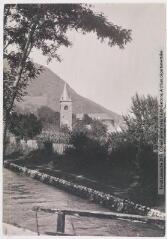 2 vues - 2610. [Sarrancolin : l\'église et le canal de la Neste]. - Toulouse : maison Labouche frères, [entre 1900 et 1920]. - Photographie (ouvre la visionneuse)