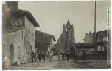 3 vues La Haute-Garonne. 1306. Paulhac, près Montastruc : l'église. - Toulouse : phototypie Labouche frères, marque LF au verso, [1909]. - Carte postale