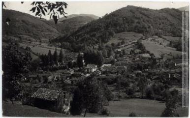 4 vues Arbas : vue panoramique sur la vallée de Fougaron. - Toulouse : éditions Pyrénées-Océan, Labouche frères, [vers 1950]. - Carte postale