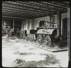 1 vue - Locomotive Stephenson Paris 1889. - [1889]. - Photographie (ouvre la visionneuse)