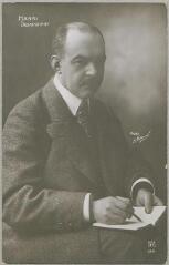 1 vue - 138. Hansi, dessinateur / cliché H. Manuel. - [s.l] : [s.n], [entre 1914 et 1918]. - Carte postale (ouvre la visionneuse)