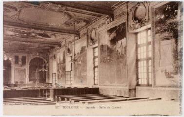 2 vues  - 357. Toulouse : Capitole : Salle du Conseil. - Toulouse : J. Longi-Béchel éditeur, [dos 1911]. - Carte postale (ouvre la visionneuse)