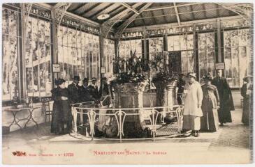 2 vues  - Martigny-les-Bains : la source. - 1er juin 1915. - Carte postale (ouvre la visionneuse)