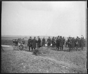 1 vue - Manoeuvres du 273e de réserve avec le 33e à Villers-au-Bois : critiques. (Le 7 avril 1909). (ouvre la visionneuse)
