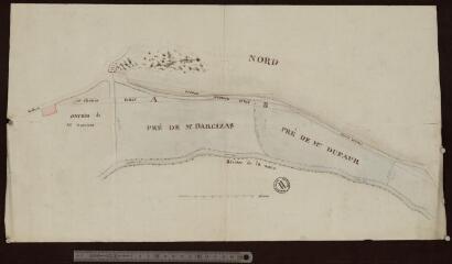 1 vue Plan des prés des sieurs Darcizas et Dutaur en bordure de la rivière de la Noue.