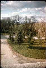 1 vue A 2210. Madrid : jardin.