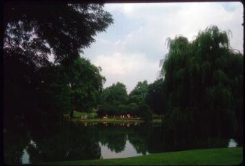 38 vues B 4308-4343. Londres : patrimoine.