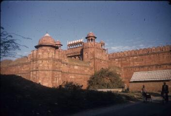 13 vues A 1942-1958. Delhi : patrimoine.