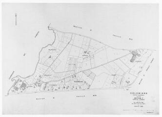 1 vue Section F, éch. 1/2500.