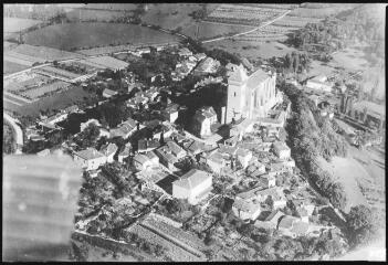 3 vues Vue d'avion (avec vue sur Saint-Bertrand seulement).