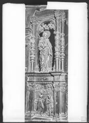 1 vue Vierge à l'Enfant et Annonciation.