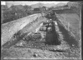 1 vue Fouilles sud de la nef.