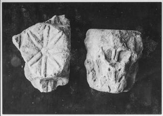 2 vues Film 16, cliché 29. Deux fragments de décor.