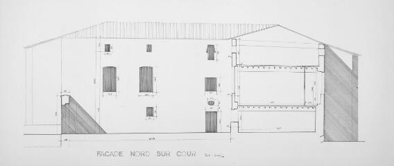 1 vue Façade nord sur cour / Bernard Calley. - 1:50. - Reproduction numérique