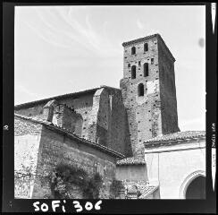 2 vues Carbonne : vues de l'église Saint-Laurent.