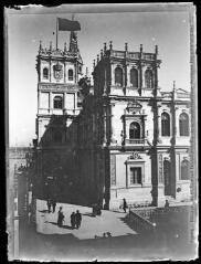 1 vue Pavillon de l'Espagne. - 1900. - Photographie
