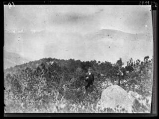 1 vue Reboisement RTM d'Escaro, pins noirs. - 9-13 avril 1922.