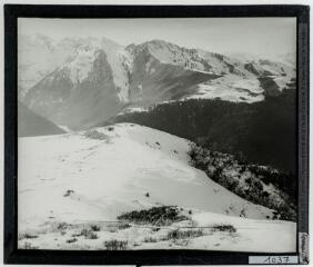 2 vues Luchon : Pique des Couradilles vers le Lys et Superbagnères. - octobre-décembre 1936.