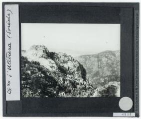 2 vues Château d'Ultrera (Sorède). - 19 avril 1927.