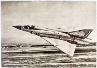 2 vues 1. Mirage III A. : passage à basse altitude / cliché G.A.M. - Dassault. - Toulouse : éditions aéronautiques.