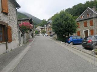 1 vue La place / Maryvonne Spiesser photographe. - 6 septembre 2020. - Photographie numérique