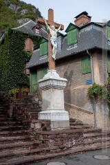 1 vue Le Christ et l'escalier / Bruno Lacosta photographe. - 27 septembre 2020. - Photographie numérique
