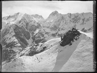 1 vue Laou d'Esbas : vue vers la Glère. - octobre-décembre 1936.