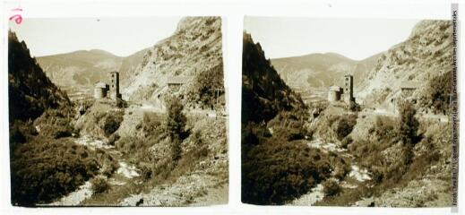 2 vues Site andorran : vieille église Saint-Jean de Casellas