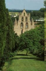 5 vues Vues éloignées du clocher-mur, vues de face. - Prises de vue du 18 juin 1998.