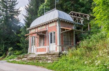 1 vue La gare du funiculaire / Yannick Stolf photographe. - 11 septembre 2017. - Photographie numérique