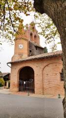 3 vues L'église / Delphine Richard photographe. - 6 novembre 2017. - Photographie numérique