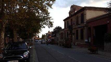 1 vue La mairie et écoles / Laure Curbet photographe. - 21 septembre 2017. - Photographie numérique
