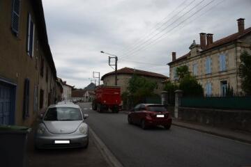 1 vue Ecoles communales et avenue de la gare / Jean-François Lebrun photographe. - 31 juillet 2017. - Photographie numérique