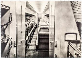 2 vues 6. S E 210 Caravelle : aménagements commerciaux : version mixte, 75 passagers / cliché collection 