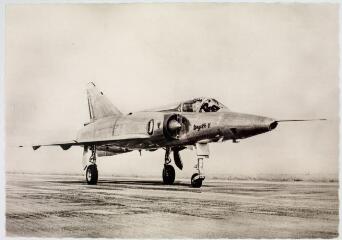 2 vues 6. Mirage III R : reconnaissance photographique à longue distance / cliché G.A.M. - Dassault. - Toulouse : éditions aéronautiques, [après 1956]. - Carte postale
