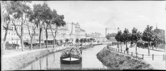 1 vue [Toulouse : boulevard de la Gare]. - Toulouse : maison Labouche frères, [entre 1900 et 1920]. - Photographie