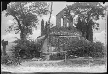 2 vues Le Gers. 261. Castéra-Verduzan : église de Castéra. - Toulouse : phototypie Labouche frères, [entre 1905 et 1925], tampon d'édition du 28 septembre 1916. - Carte postale