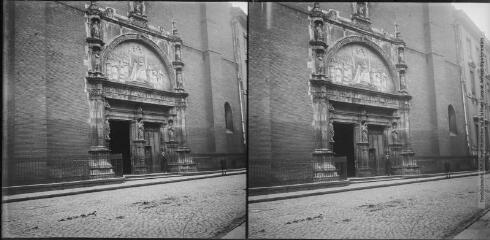 1 vue [Toulouse : église de la Dalbade : le portail et le tympan en verre émaillé]. - Toulouse : édition Labouche frères, [entre 1920 et 1950]. - Photographie