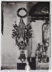 4 vues [Aurin : intérieur de la chapelle : statue de Sainte-Apollonie]. - Toulouse : maison Labouche frères, [entre 1900 et 1940]. - Photographie