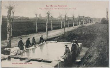 2 vues La Haute-Garonne. 1314. Frouzins, près Seysses : le lavoir. - Toulouse : phototypie Labouche frères, marque LF au verso, [entre 1911 et 1925]. - Carte postale