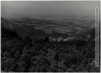 1 vue Environs des Cammazes (Tarn) : vallée du Sor (au fond Revel) / Jean Quéguiner photogr. - Juillet 1976. - Photographie