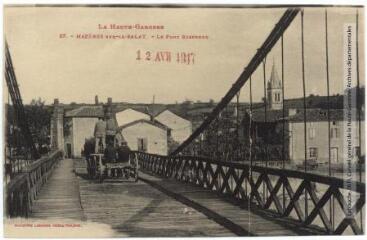 1 vue La Haute-Garonne. 87. Mazères-sur-le-Salat : le pont suspendu. - Toulouse : phototypie Labouche frères, marque LF au verso, [1917], tampon d'édition du 12 avril 1917. - Carte postale
